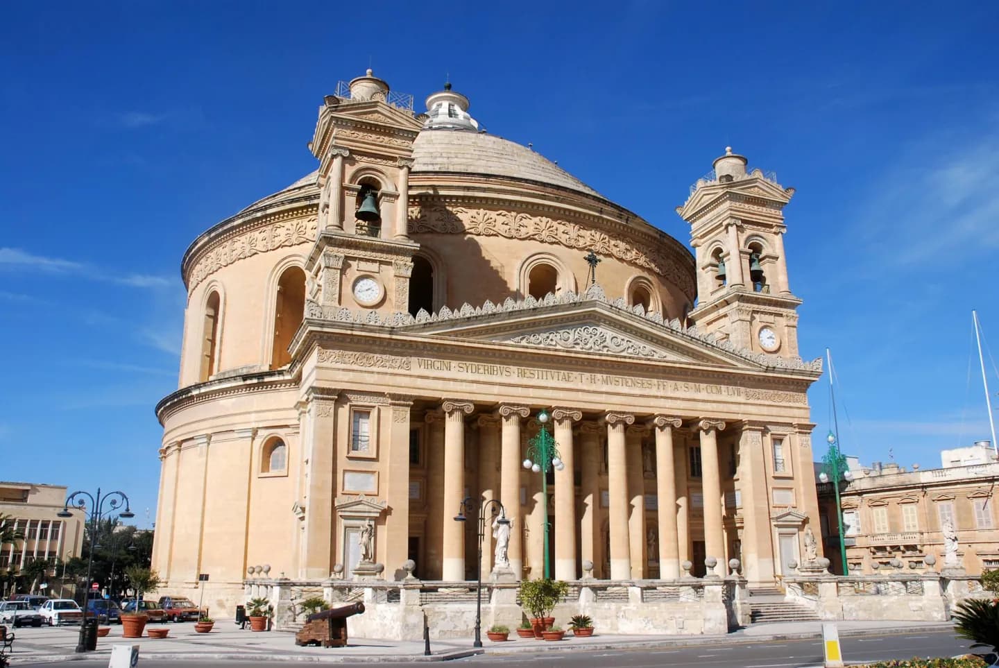 Mosta Rotunda · 2