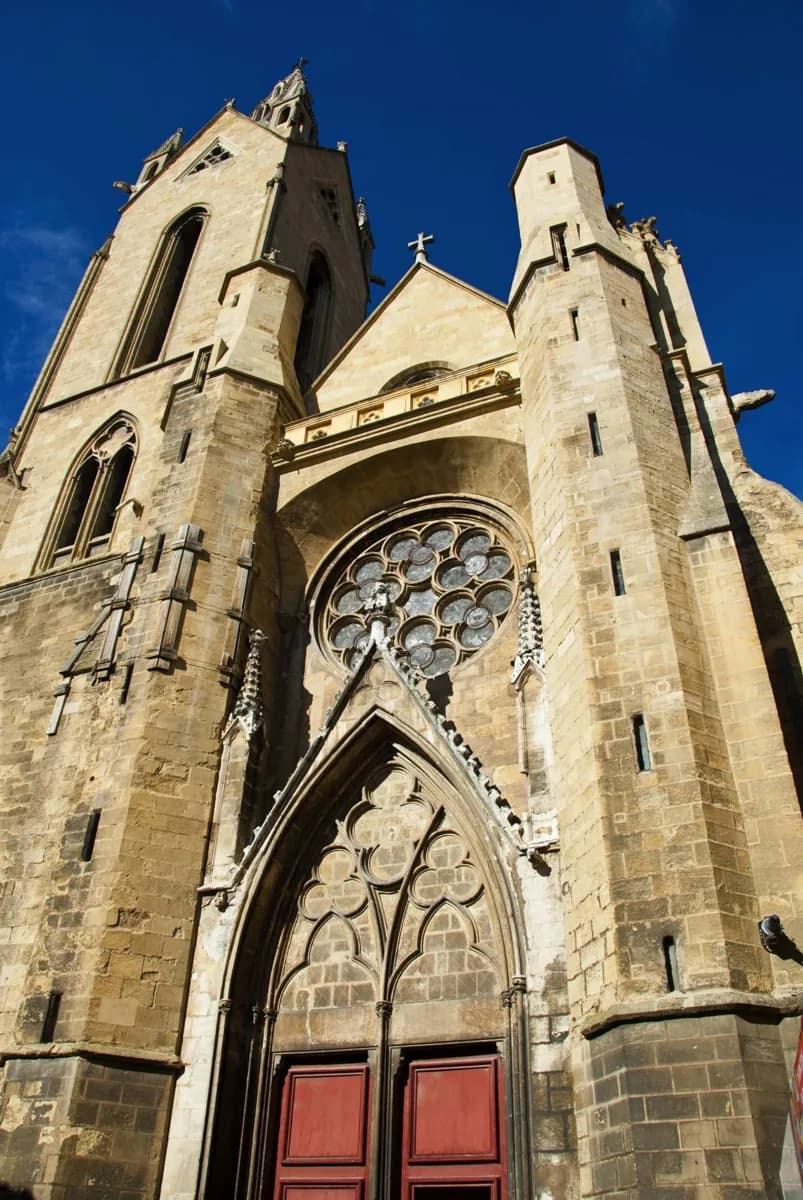 Cathédrale Saint-Sauveur · 2