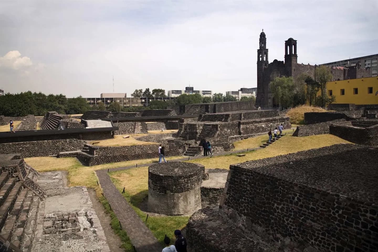 Plaza de las Tres Culturas · 2
