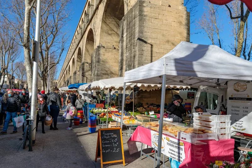 Markt der Bögen
