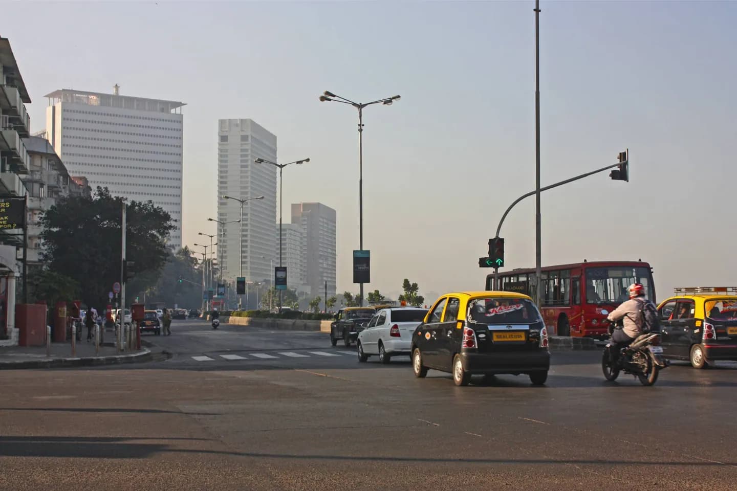 Linking Road · 2