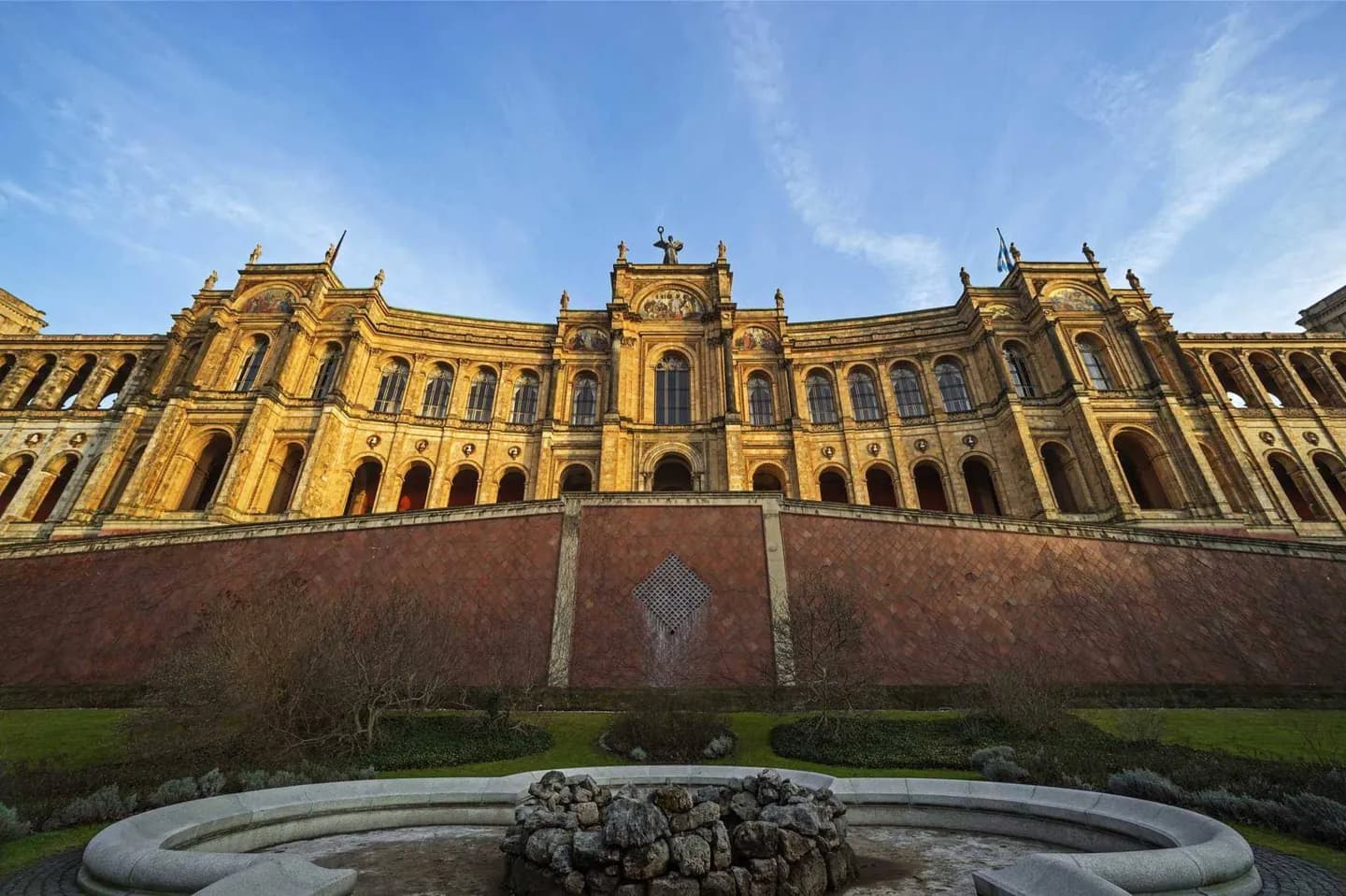 Maximilianeum · 2
