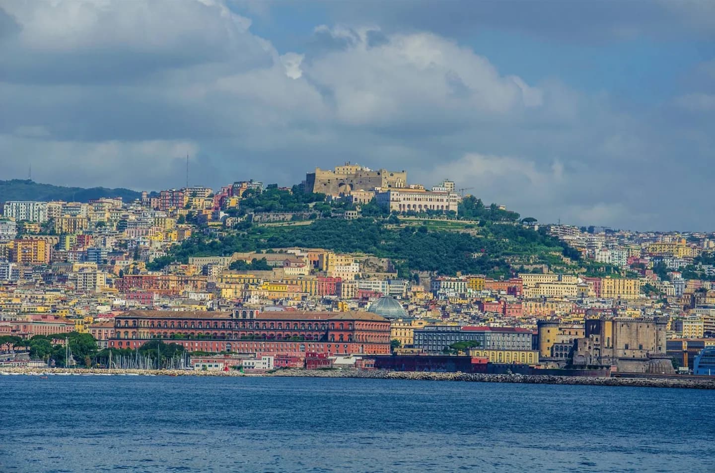 Naples, le golfe et les volcans