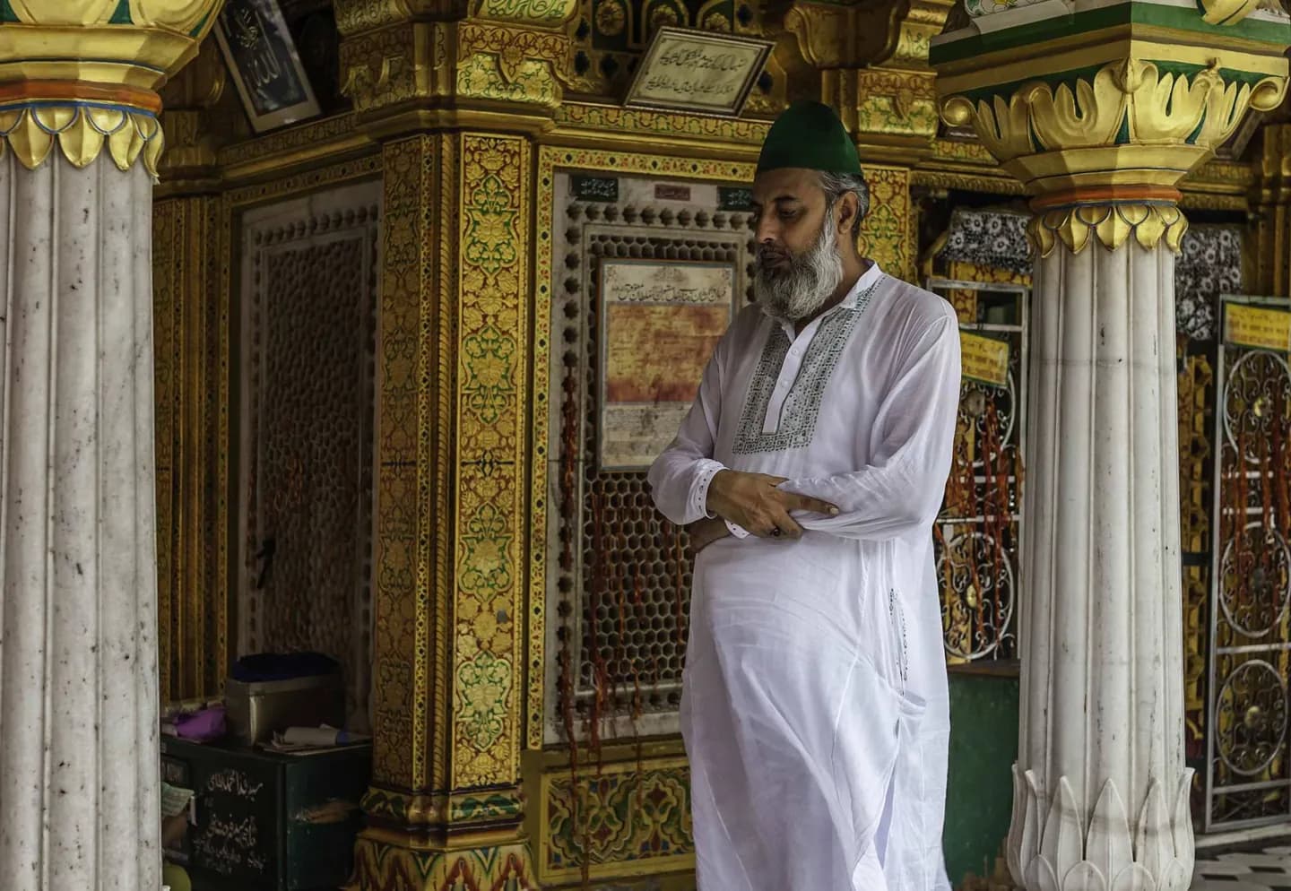 Nizamuddin Dargah · 2