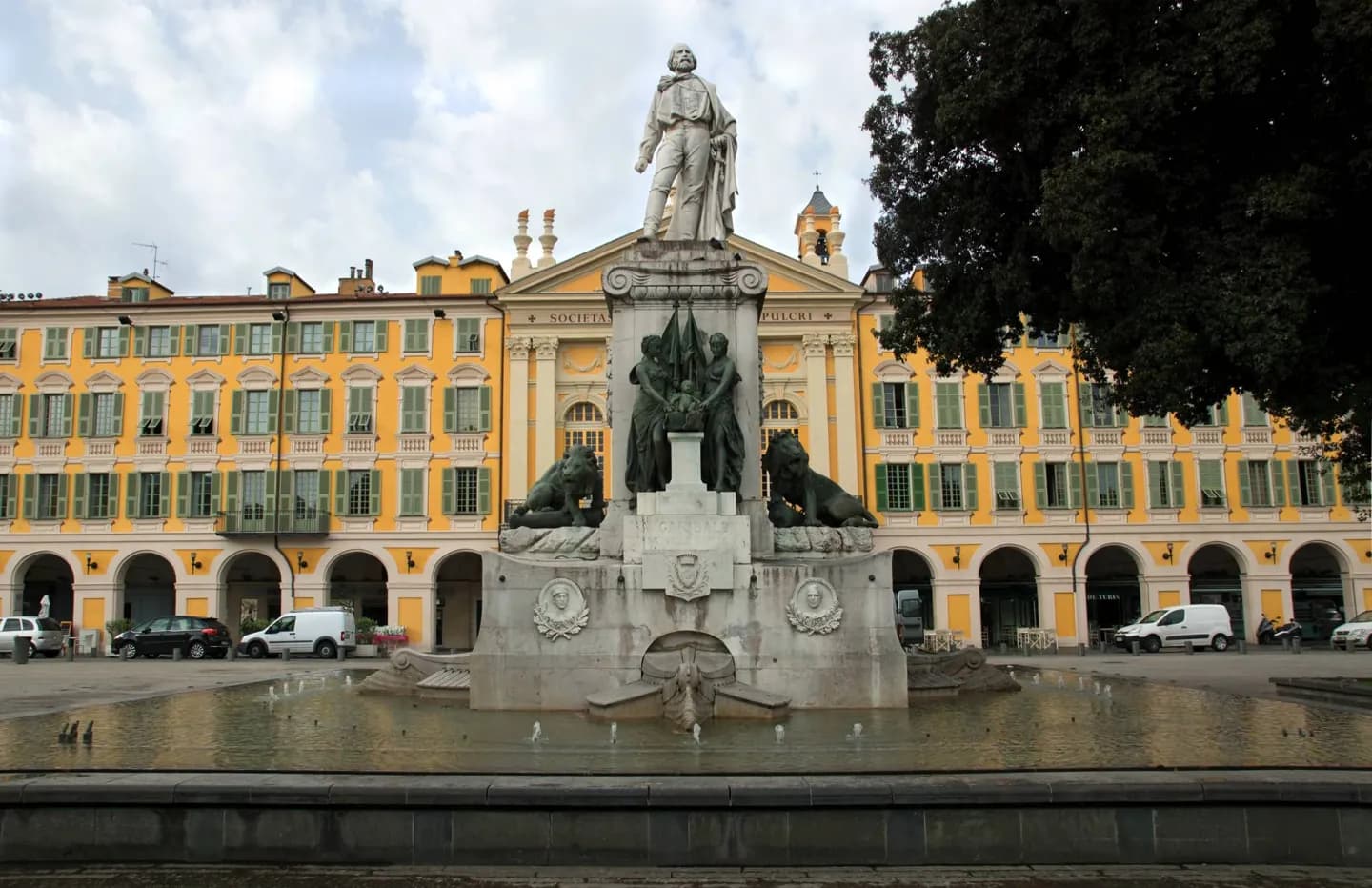 Platz Garibaldi · 2