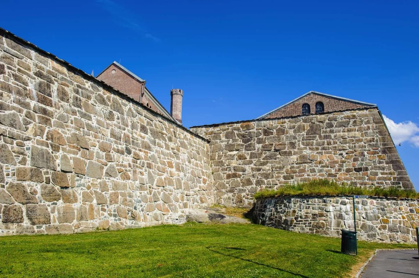 Harbour Walls to Bjørvika Rooflines
