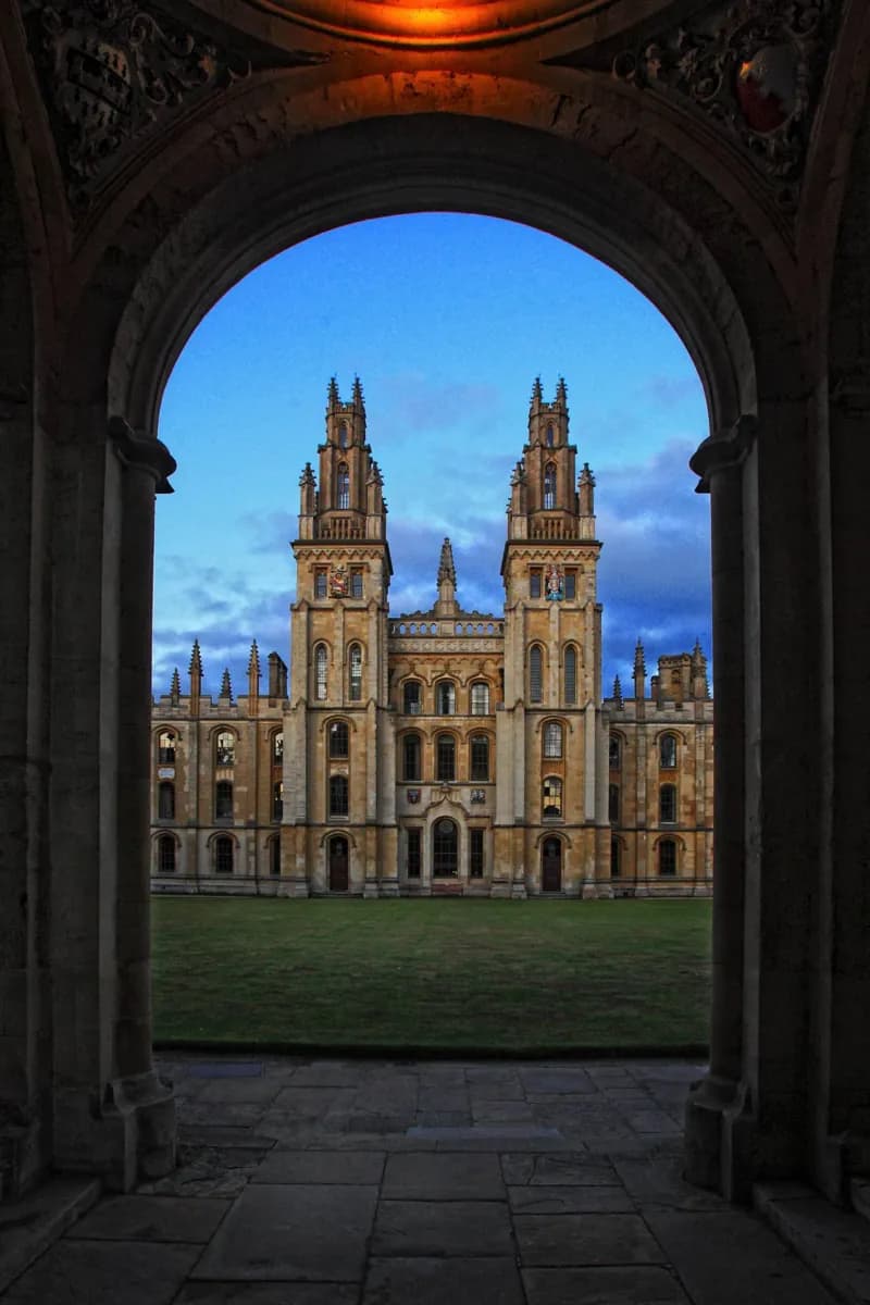 Radcliffe Square · 2