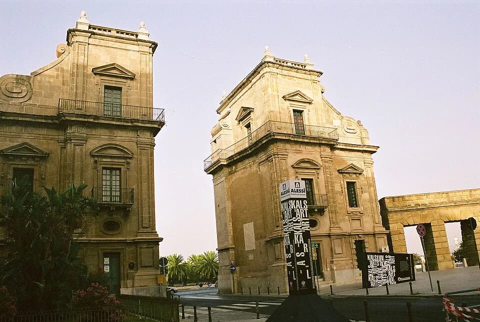 Porta Feliz