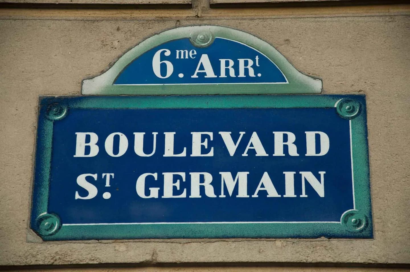 Latin Quarter – Rive Gauche · 11