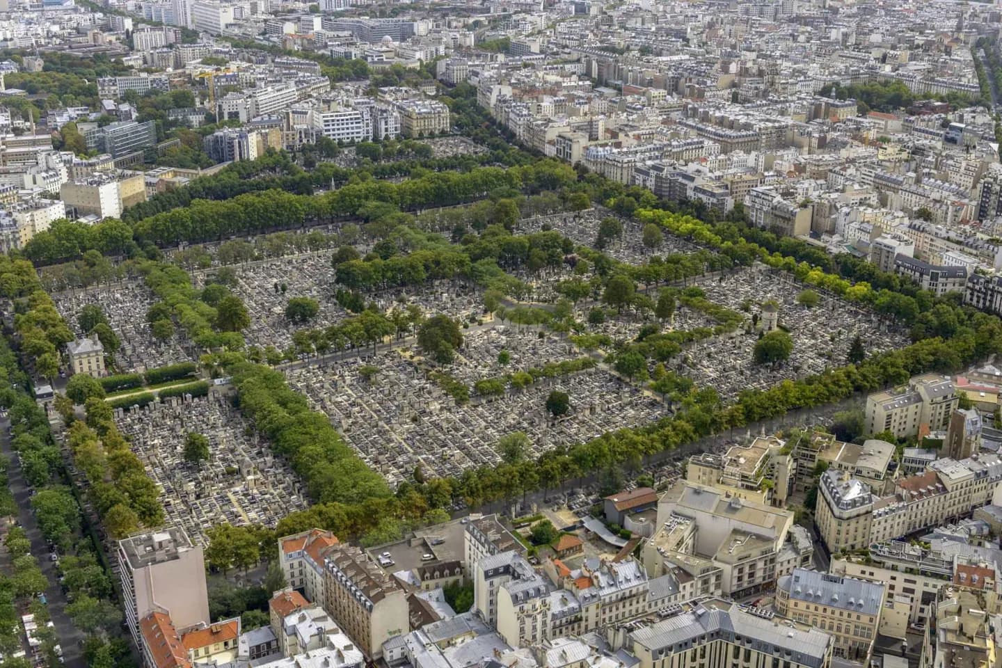 Père Lachaise Cemetery · 2