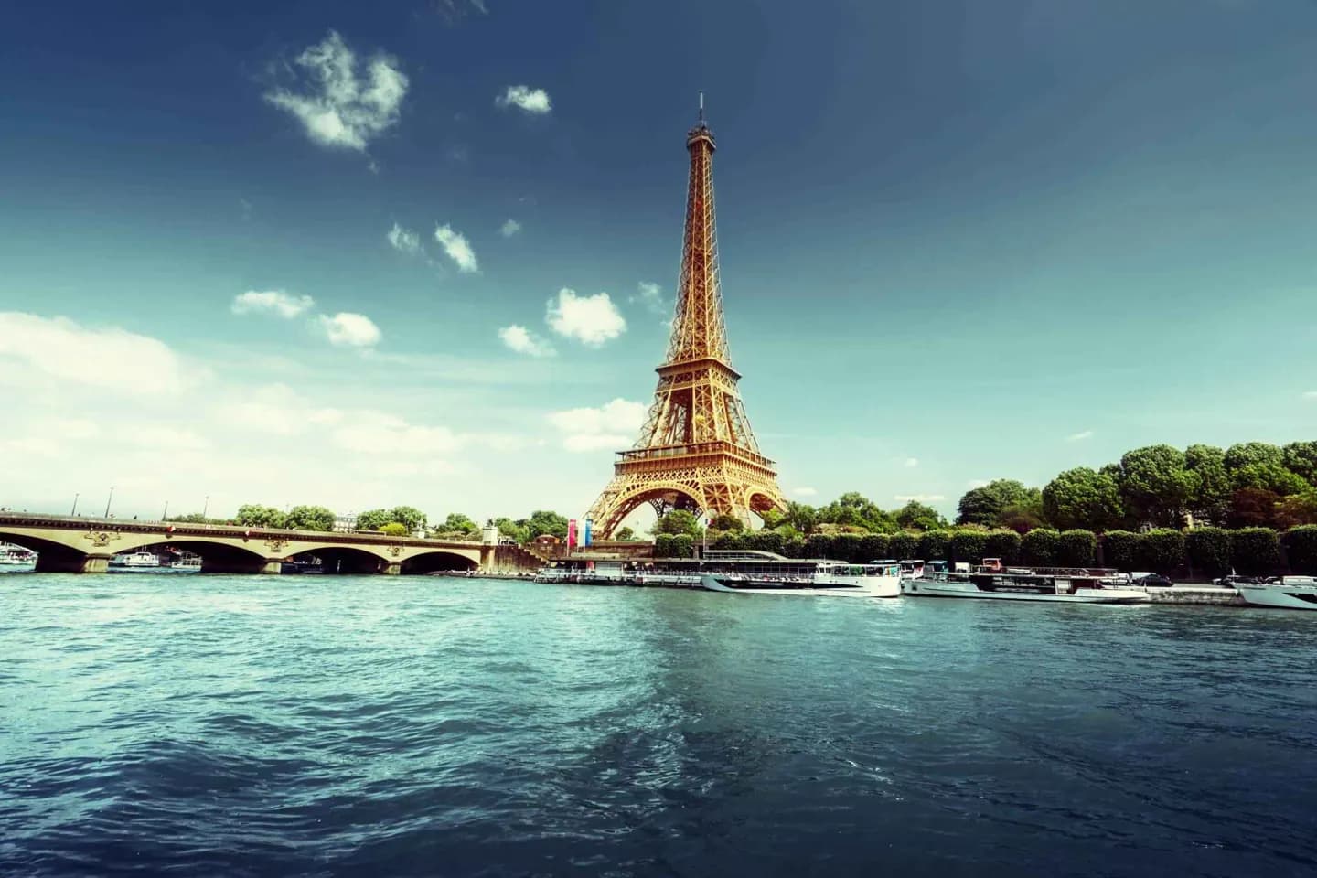 Torre Eiffel · 6