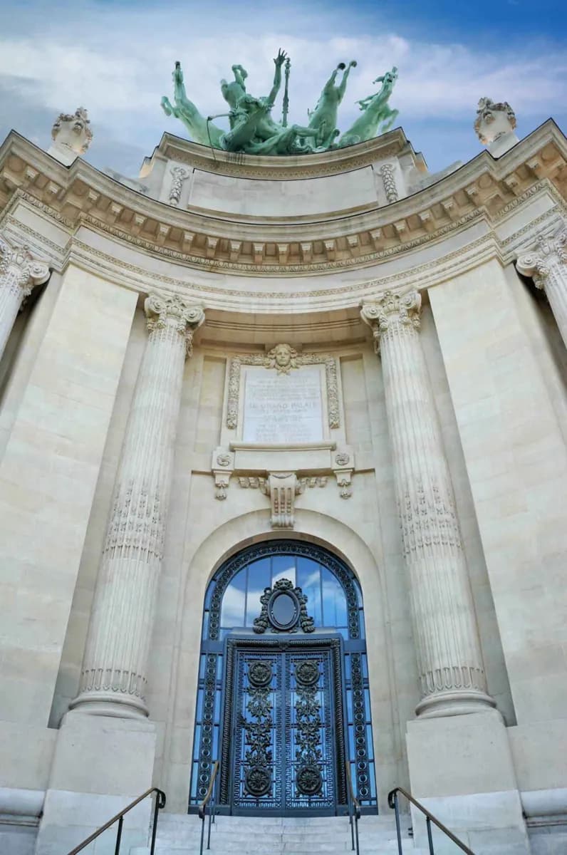 Gran Palacio · 4