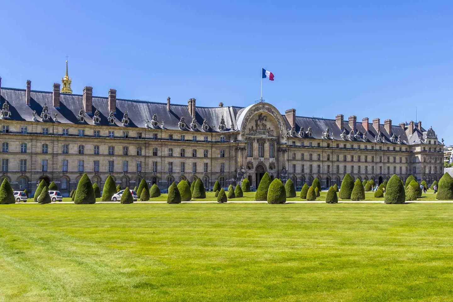 Les Invalides · 8