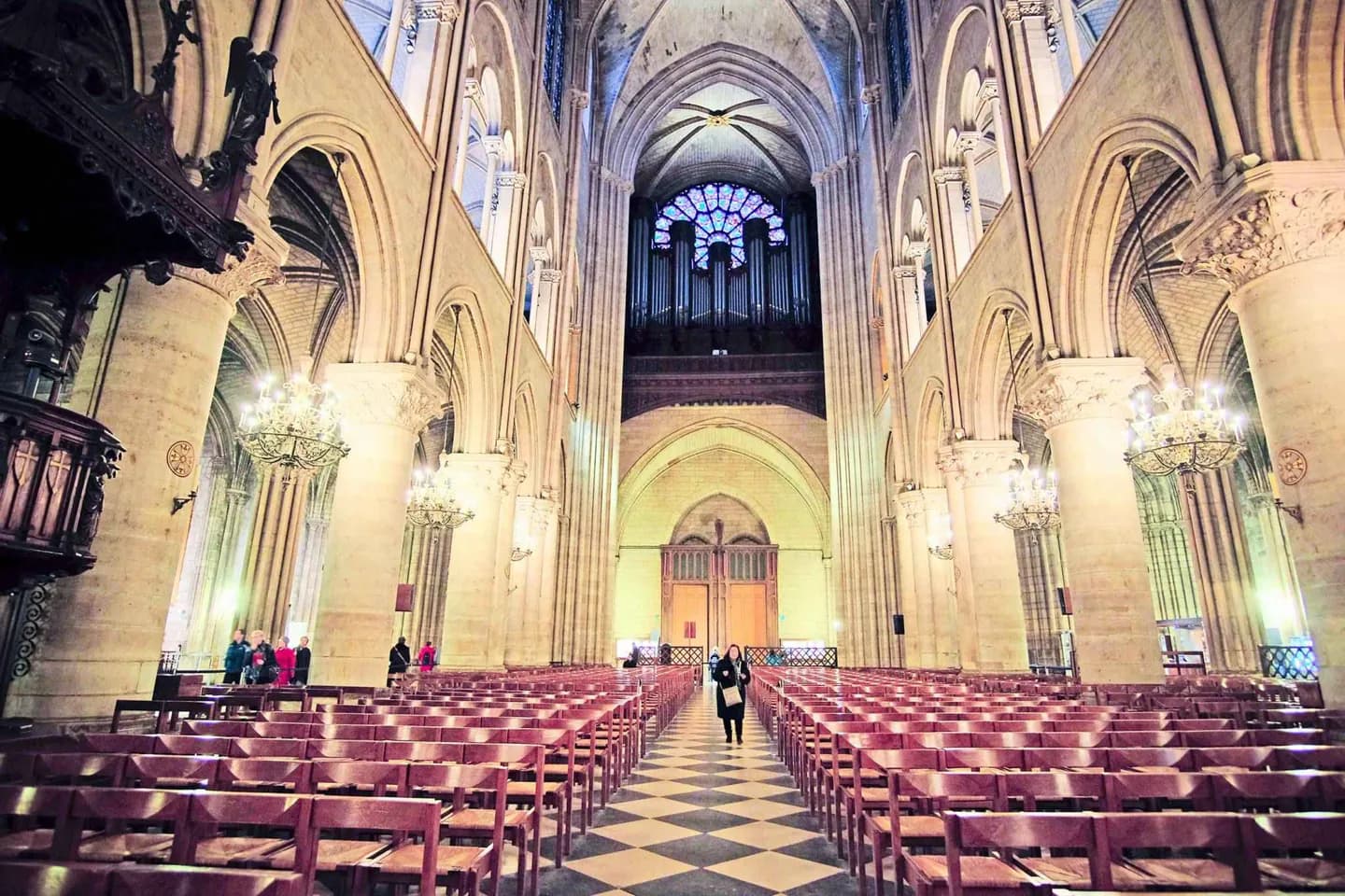 Notre-Dame de Paris · 5