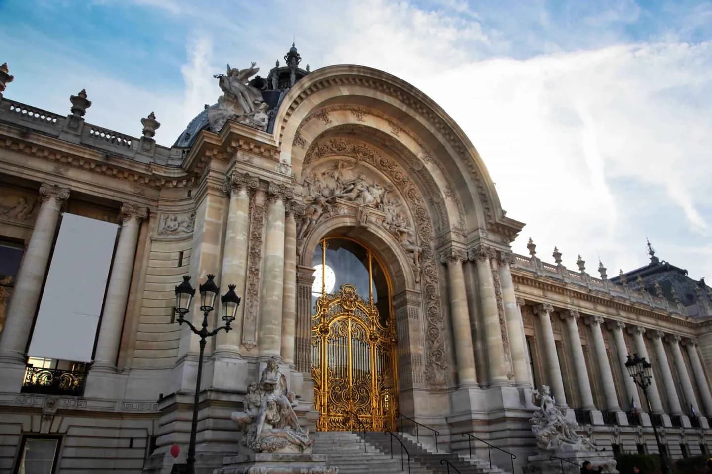 Petit Palais · 8