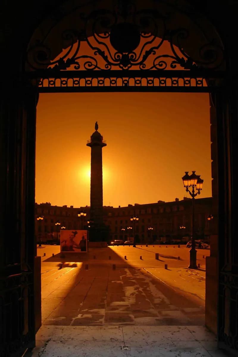 Place Vendôme · 9