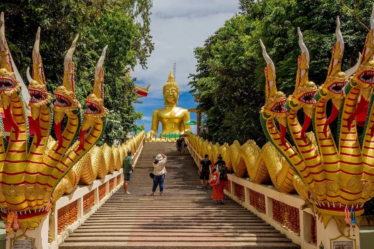 Wat Phra Yai Pattaya