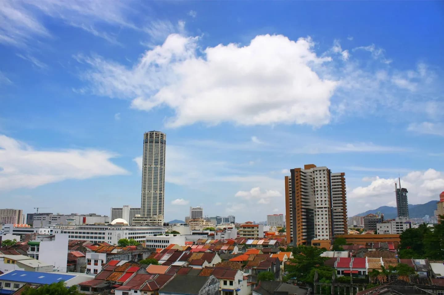 KOMTAR · 2