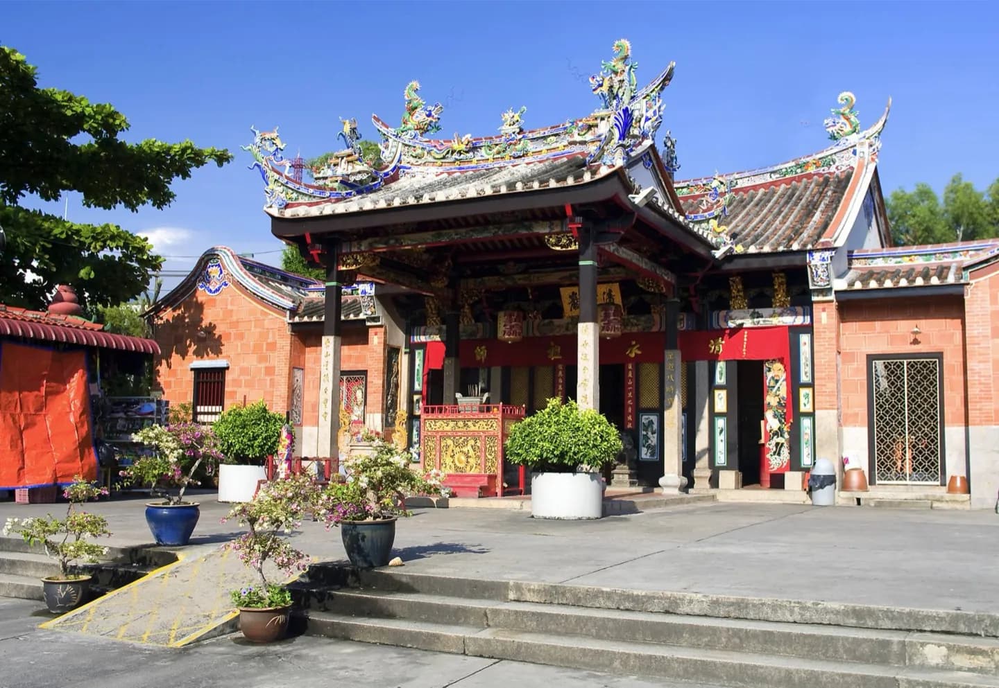 Snake Temple