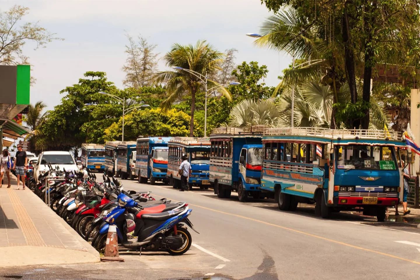 Sich in Phuket Fortbewegen · 2