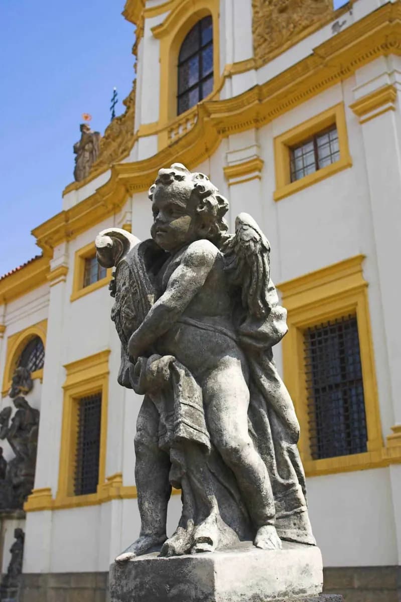 Loreta · 3