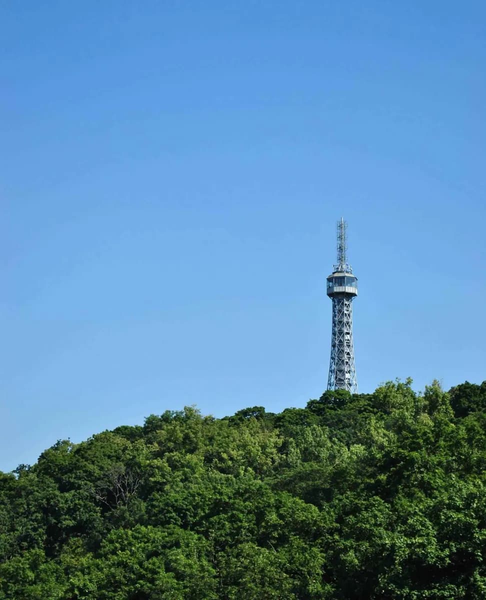 佩特林山 · 3