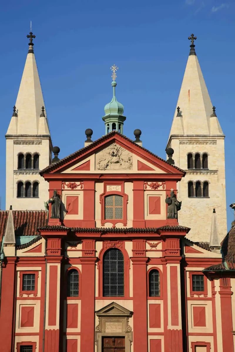 St. Basilika Georg · 2