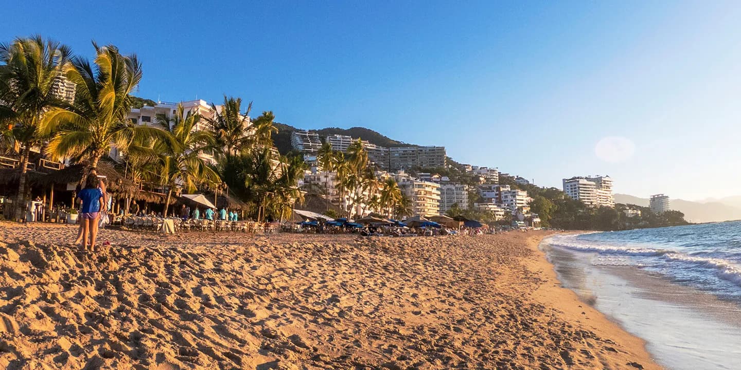 Playa Los Muertos