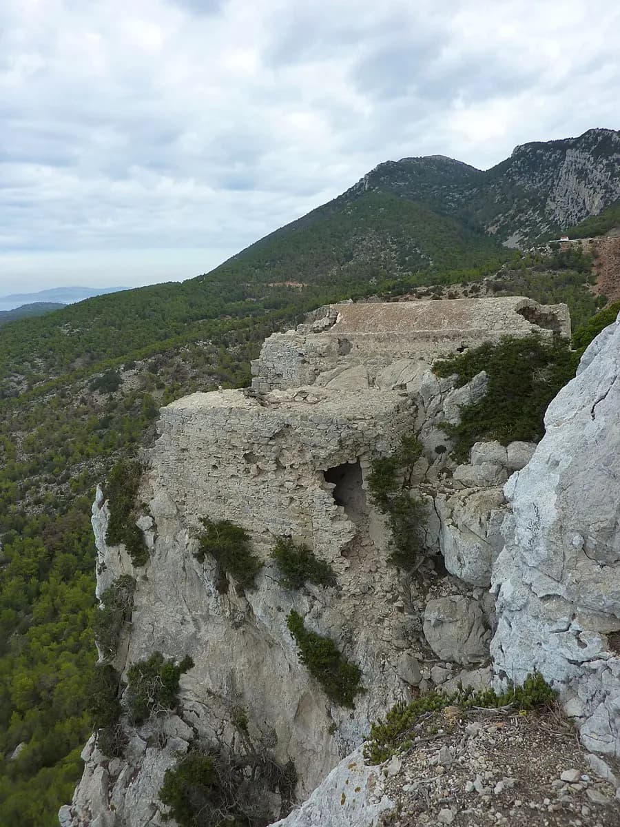 Schloss Monolithos