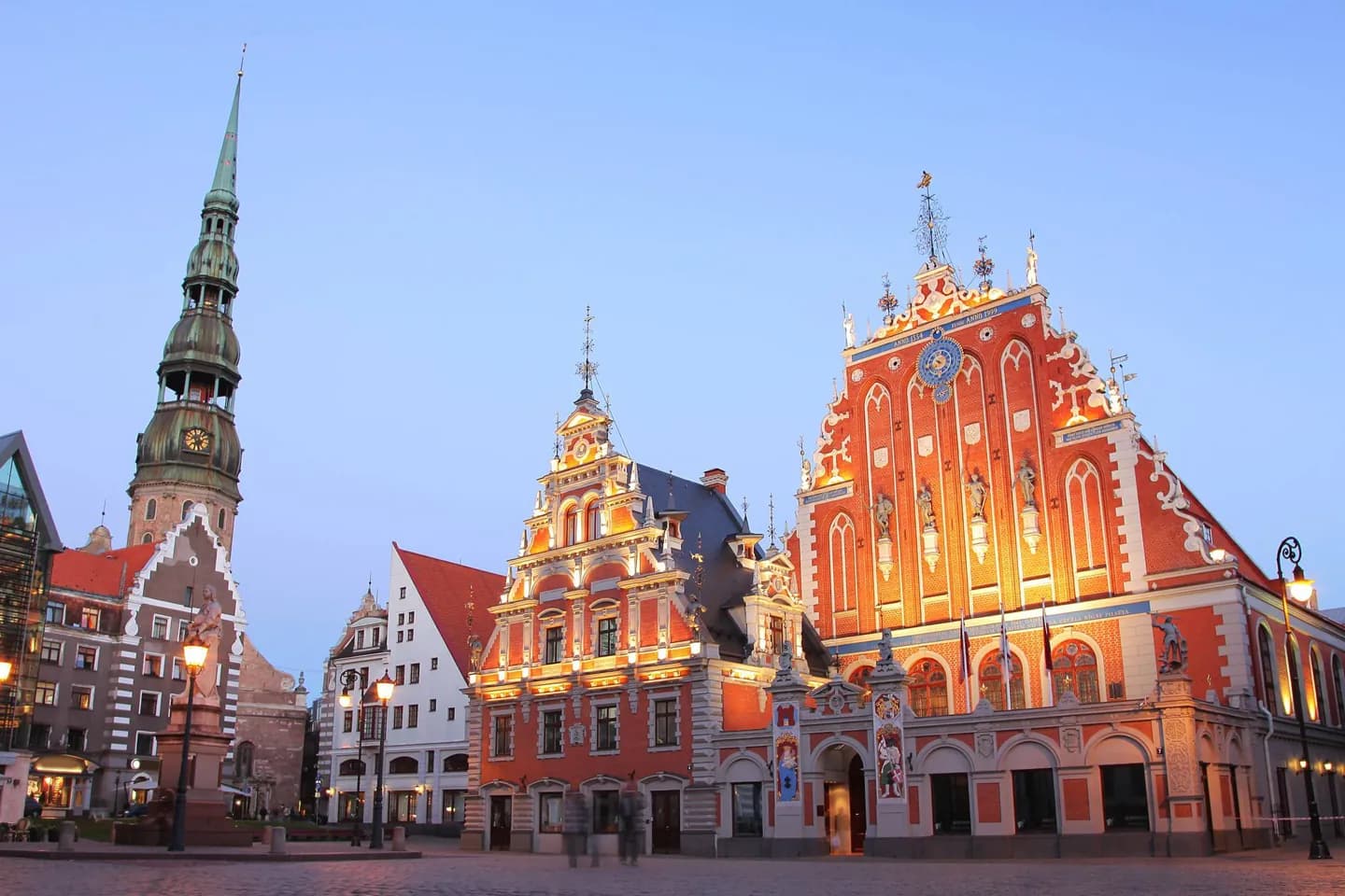 Old Town: Cellars, Spires and Castle Walls