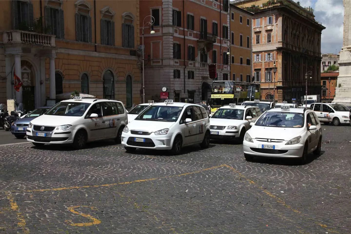 Usar taxis en Roma · 2