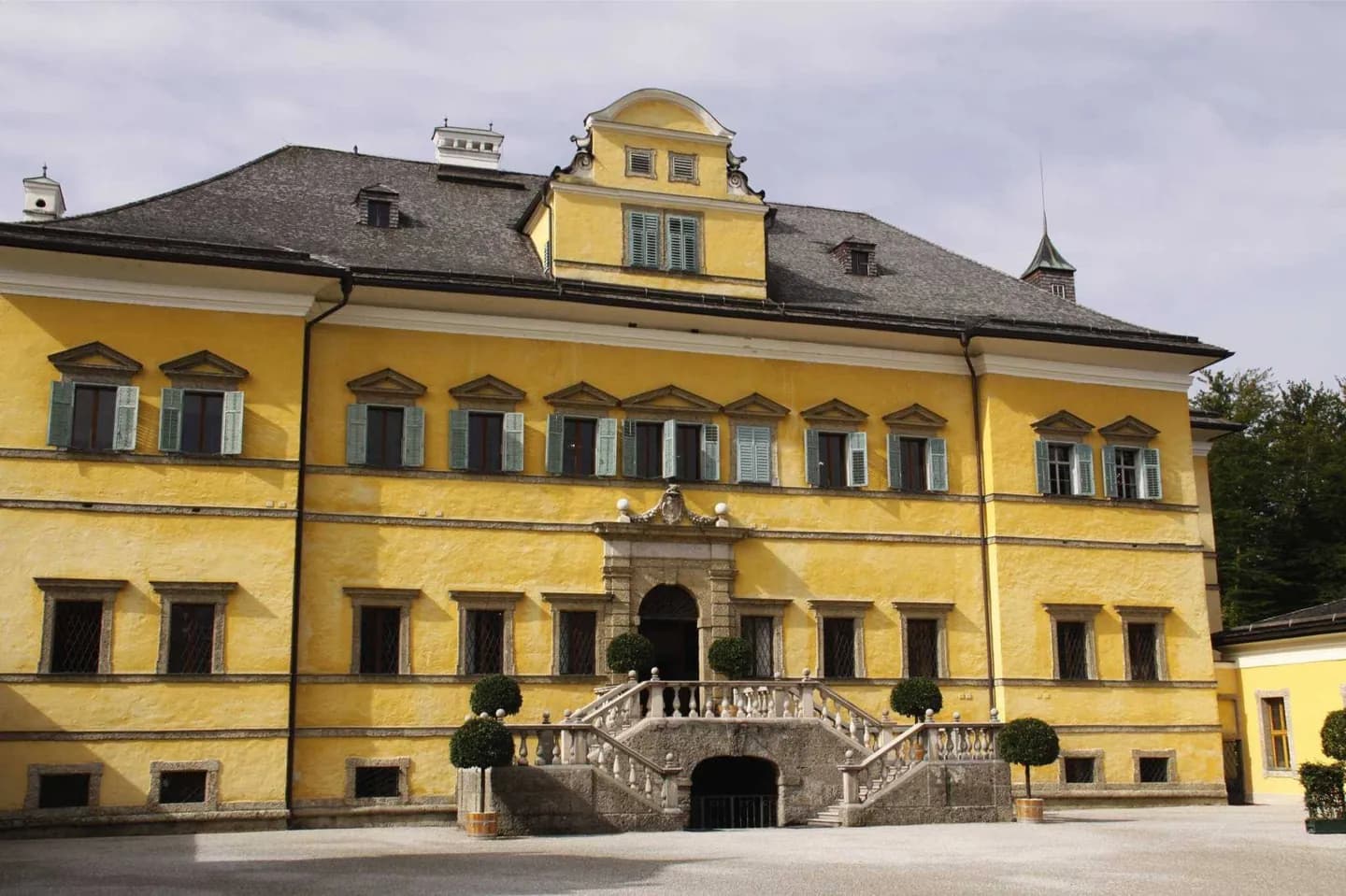 Hellbrunn Palace · 2