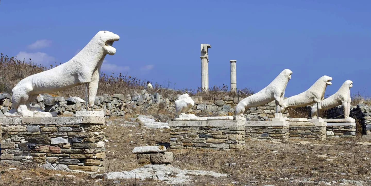 Do Santuário ao Porto Comercial: Delos · 2