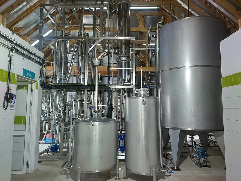 Takamaka Rum Distillery