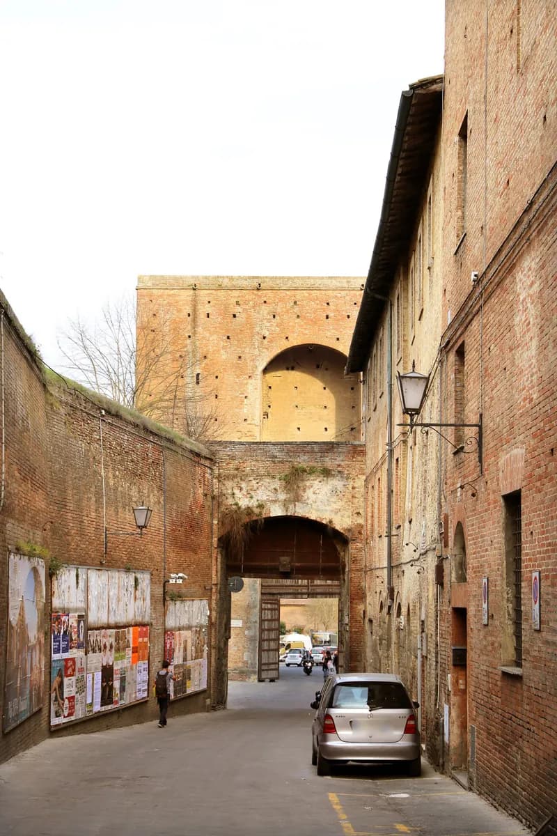 Porta Pispini