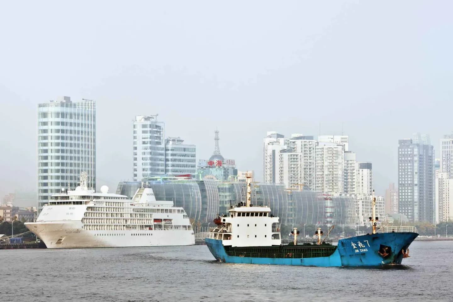 Llegando en ferry o crucero