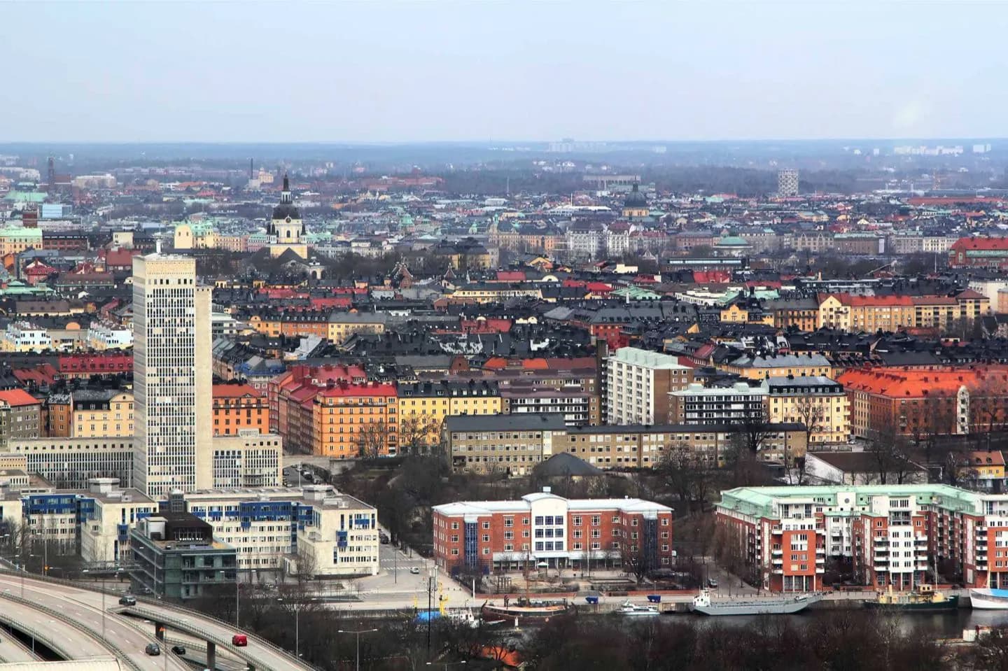 Stockholm Between Lake and Sea · 2