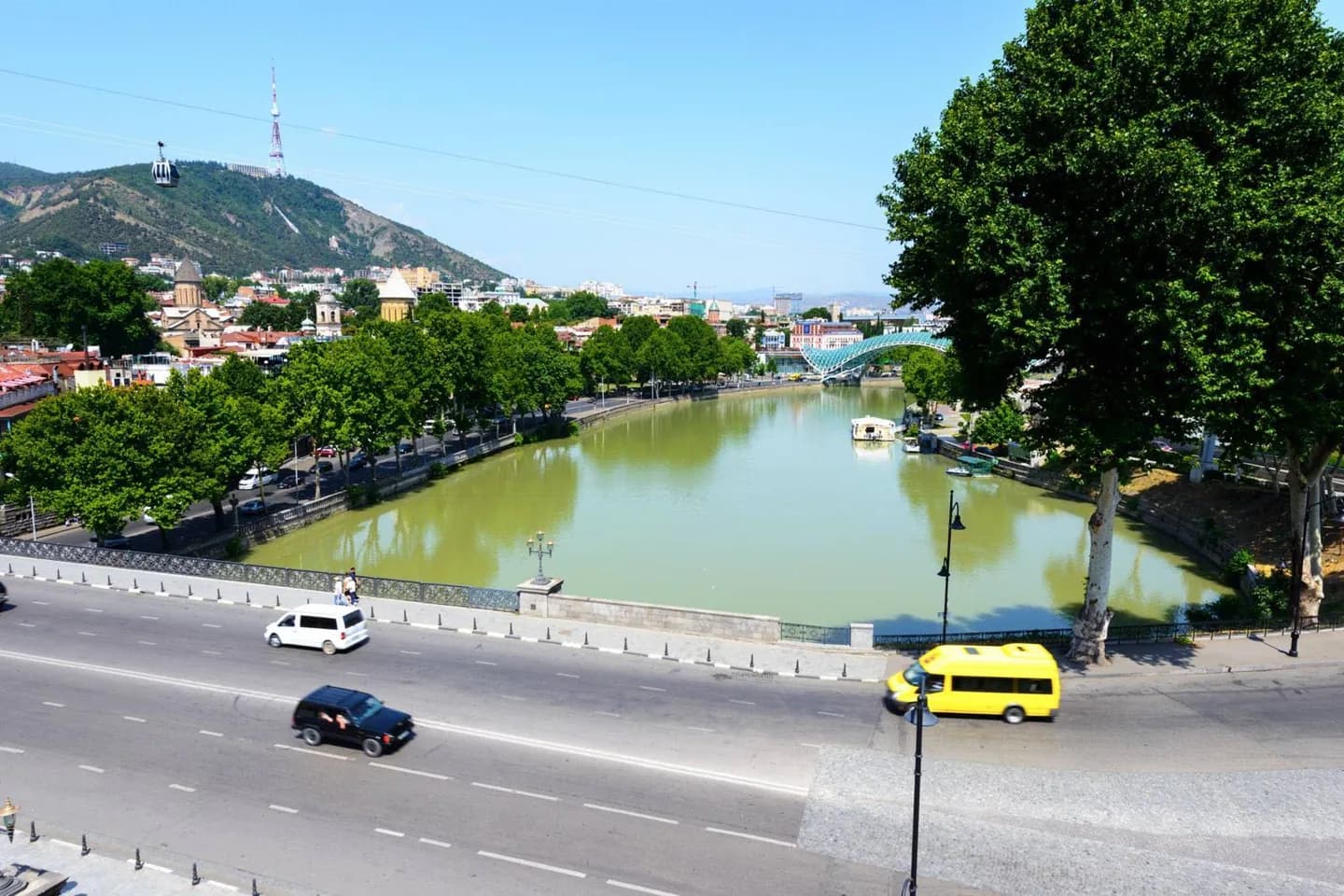 Conducir por Tiflis · 2