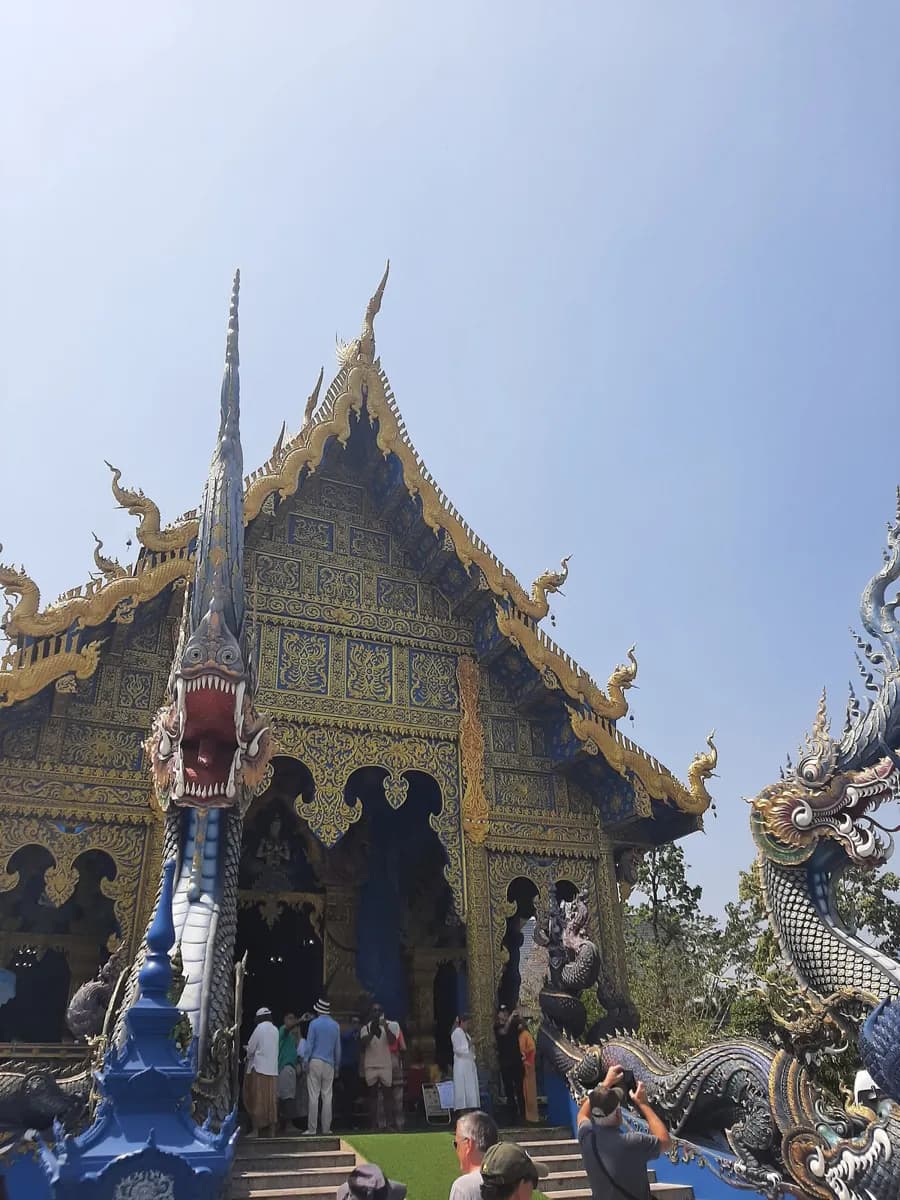Wat Rong Suea Diez