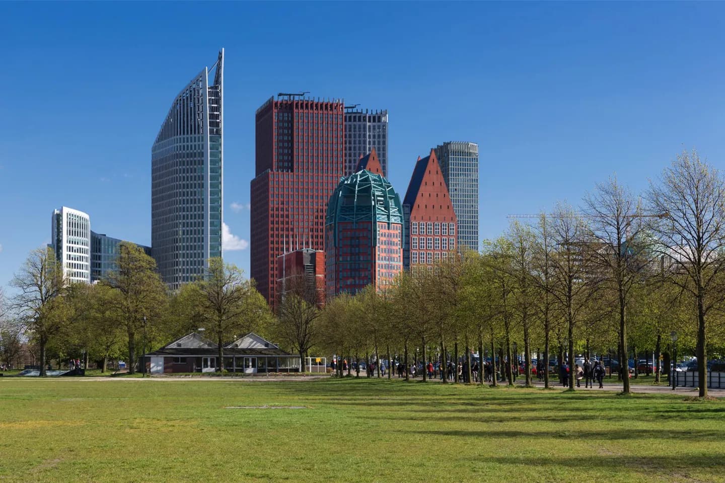 Vom Grafenhof zum Binnenhof
