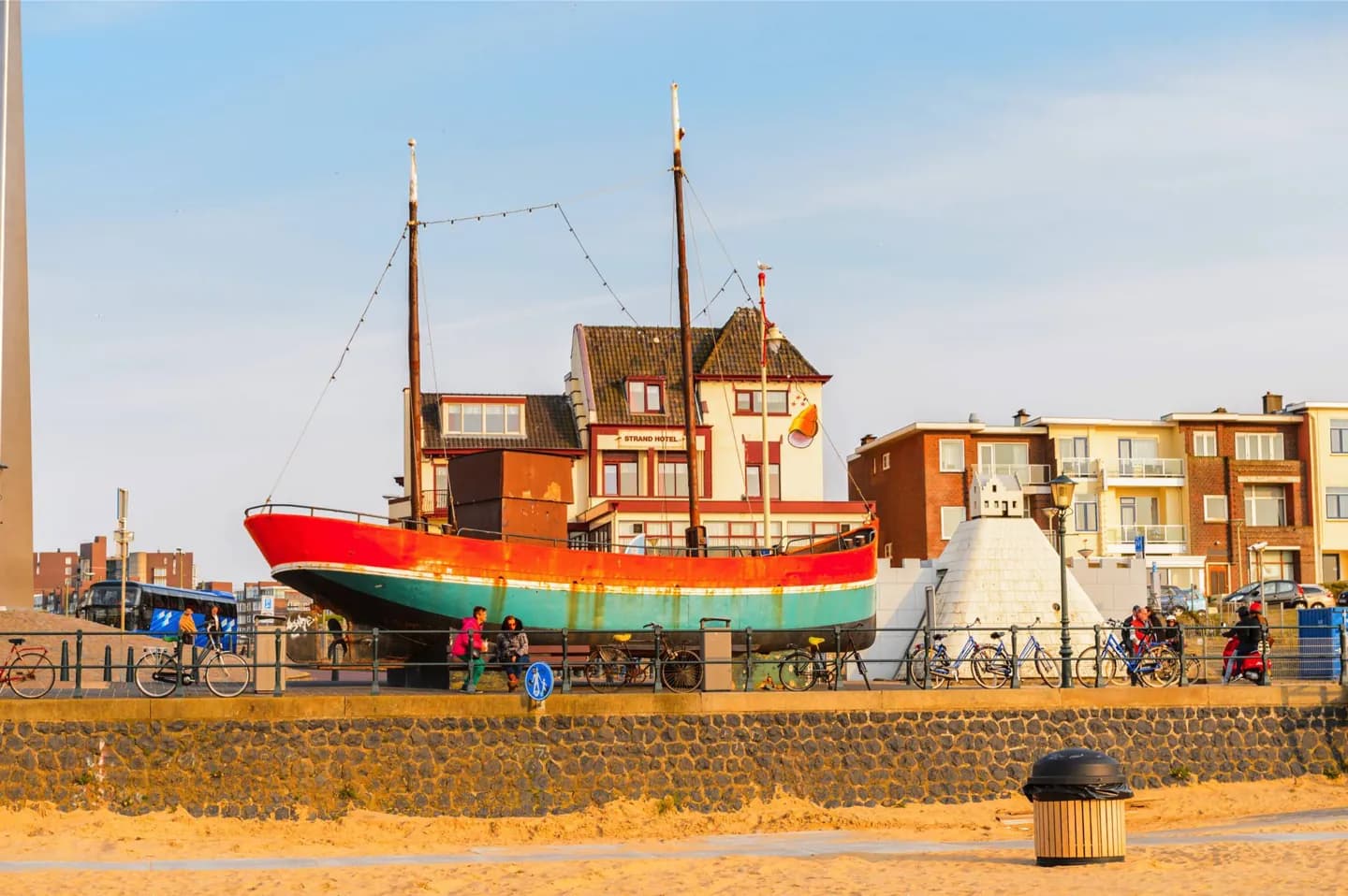 Den Haag and ’s-Gravenhage · 2