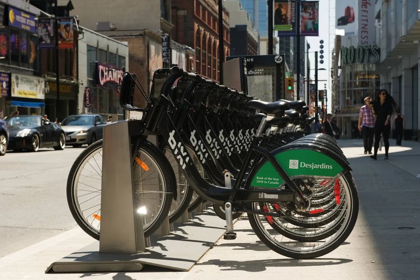 Andare in bicicletta a Toronto · 2