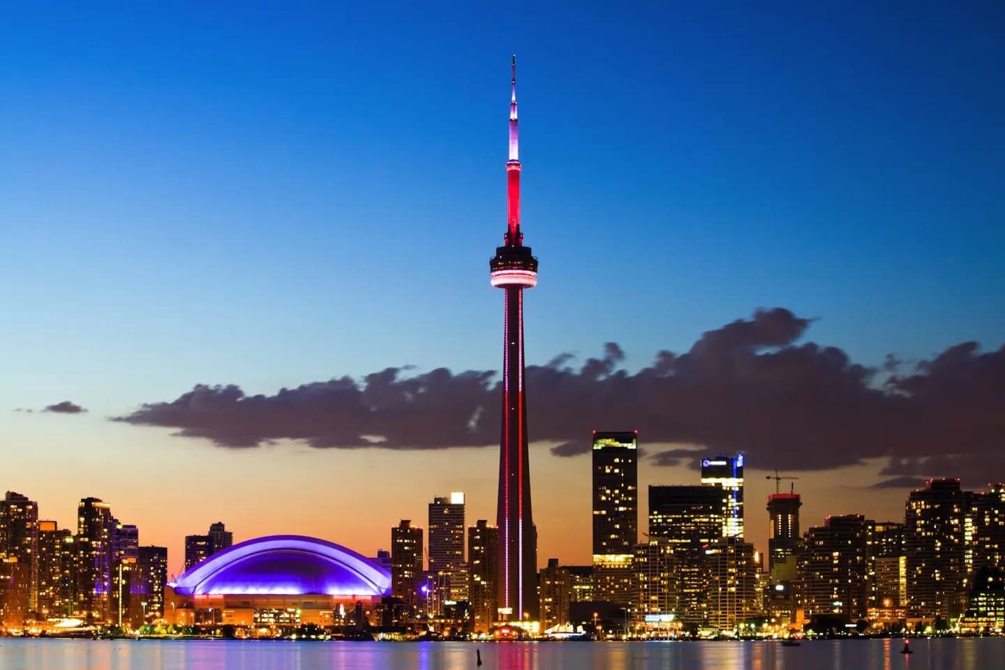 Toronto After Dark wählen · 2