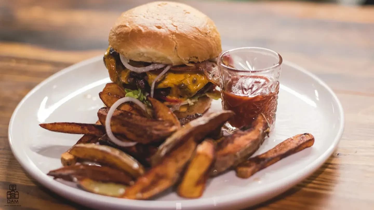 Bardus Bistro