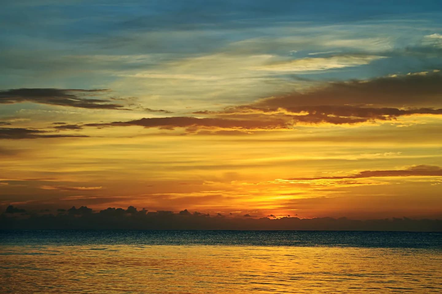 Meteo Tulum durante l'anno · 2