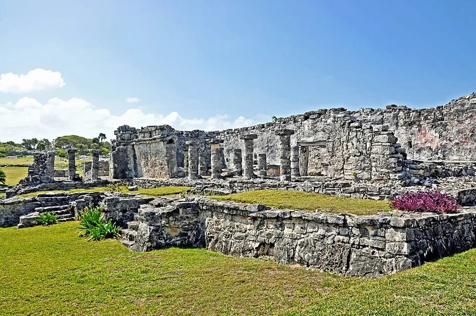 House of the Columns