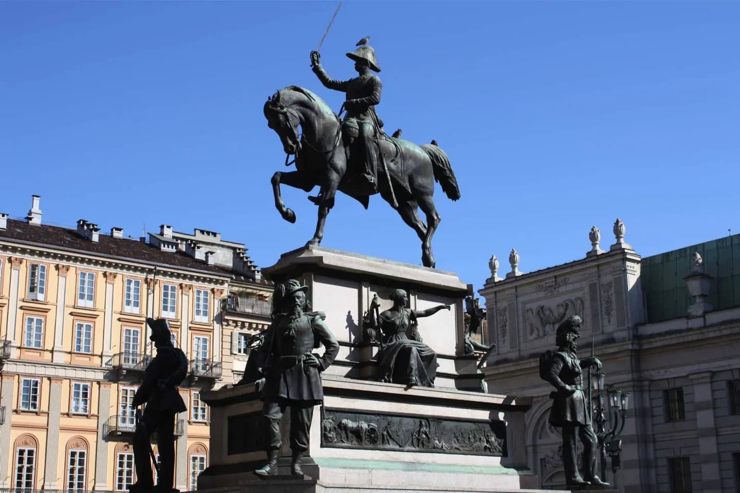 Praça Carlo Alberto · 2