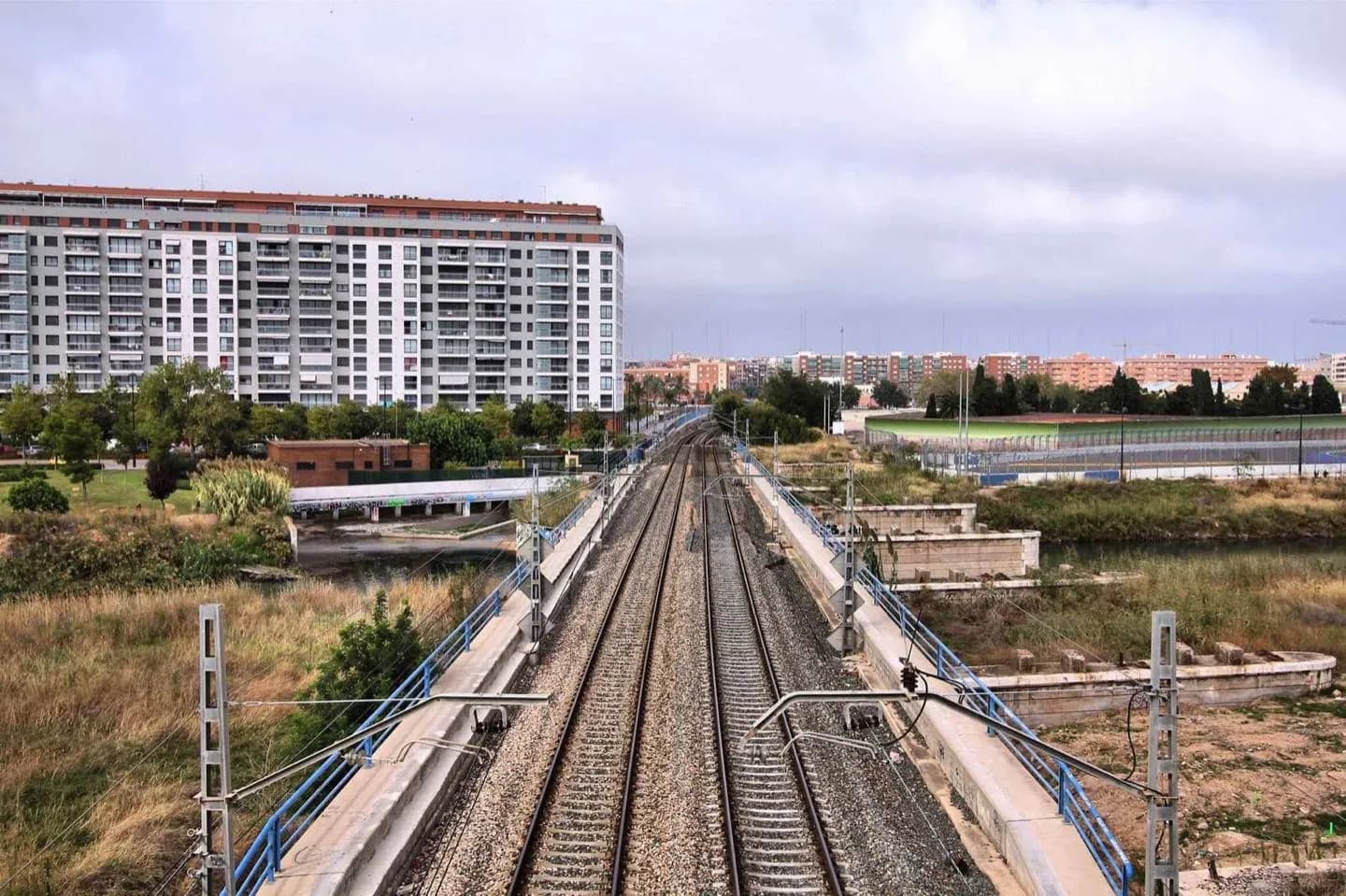Llegando a Valencia en tren · 2