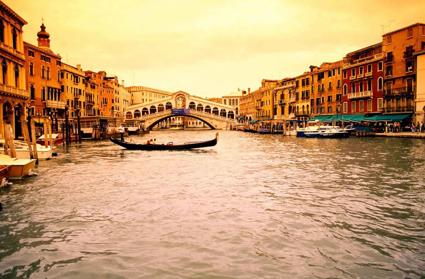 Cruzando el Gran Canal · 2