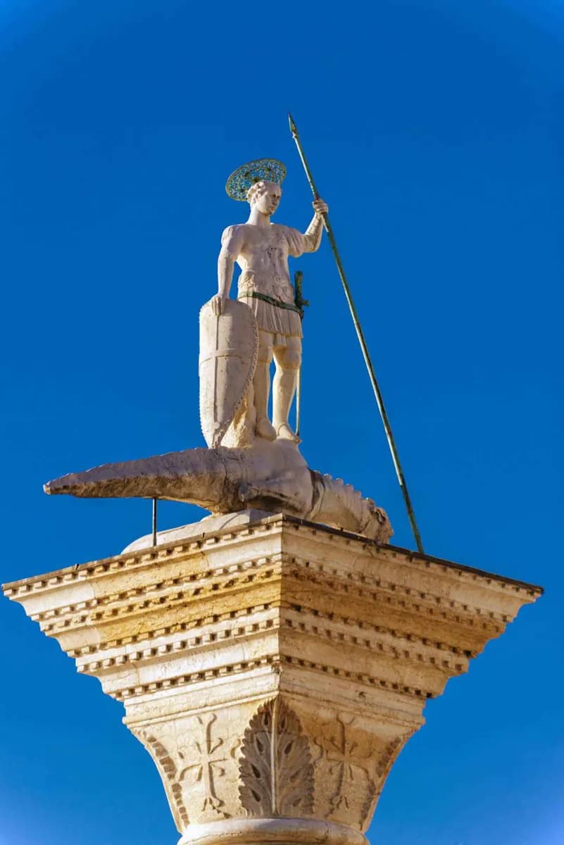 Wie die Piazza San Marco Gestalt annahm · 2